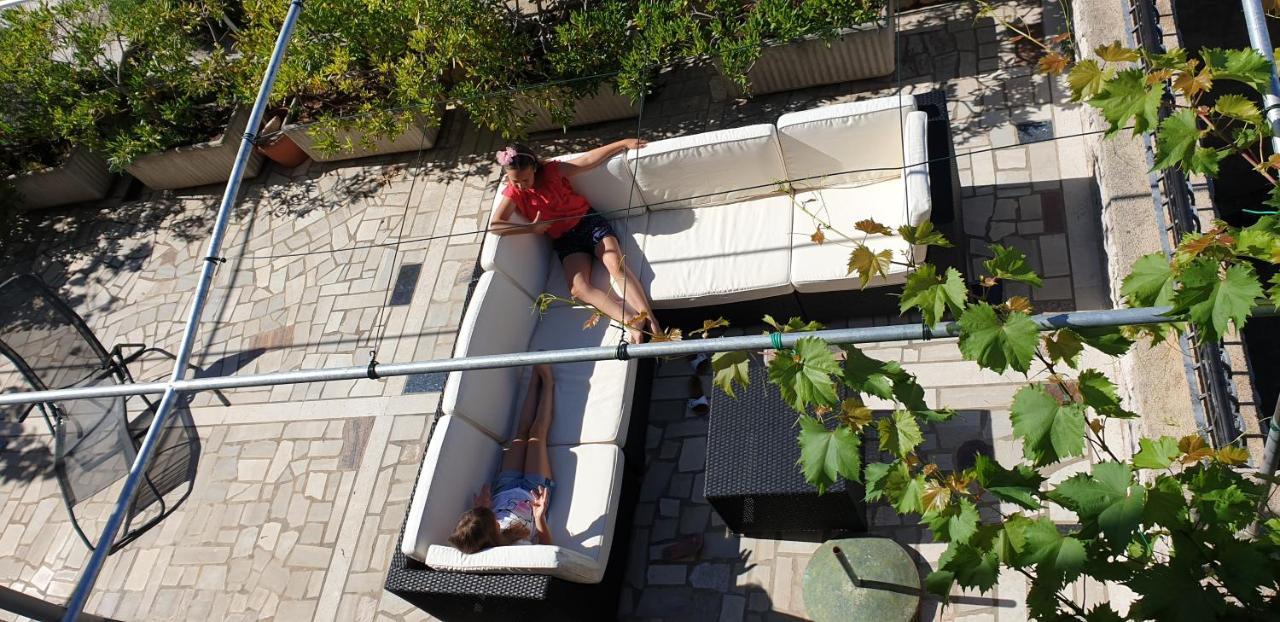 Apartments Toic Црес Экстерьер фото